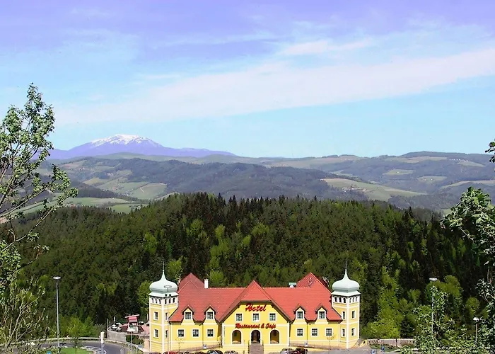 Autobahnrestaurant & Motorhotel Zoebern